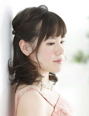 長谷川明莉